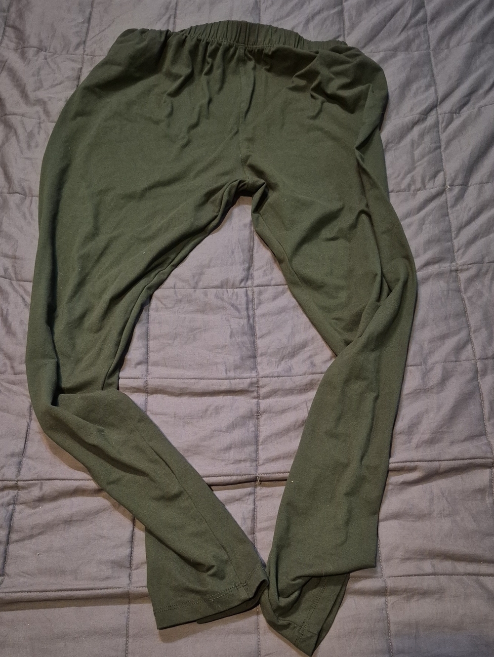 Girls' Olive Green Stretch Leggings - Classic Fit